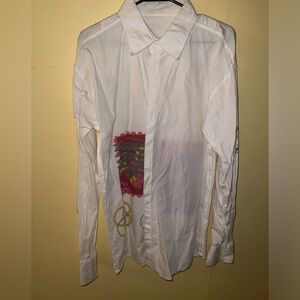 Men’s graphic white button down